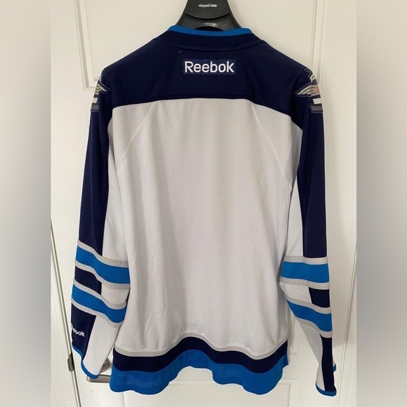 NHL WINNIPEG JETS * REEBOK White Blue Logo Jersey in XL - Picture 8 of 14